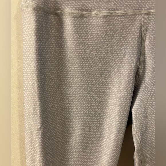 UF Sport Brand, One size fits all, Gray & ombré style blue at the bottom - Picture 5 of 6